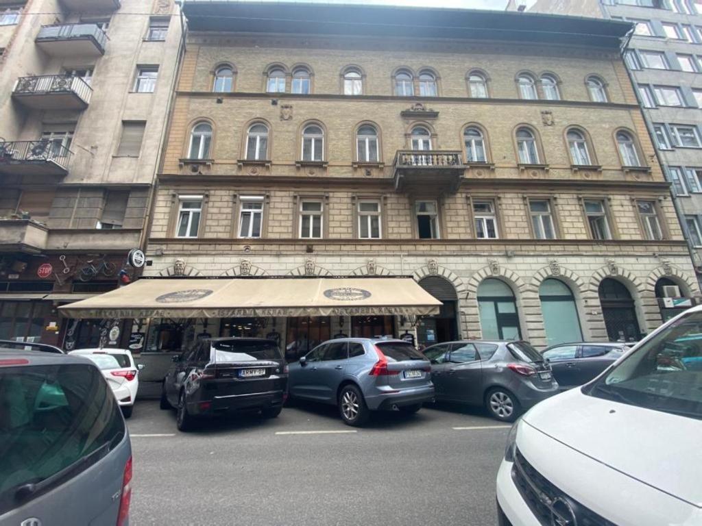Ac With Free Parking At Acacia St, City Center Budapest Exterior photo